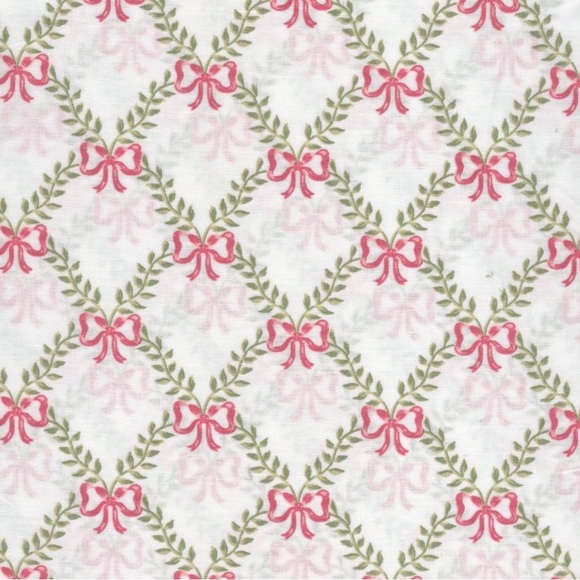 Laura Ashley Bow Trellis Green Full Size Sheets - Picture 2 of 3